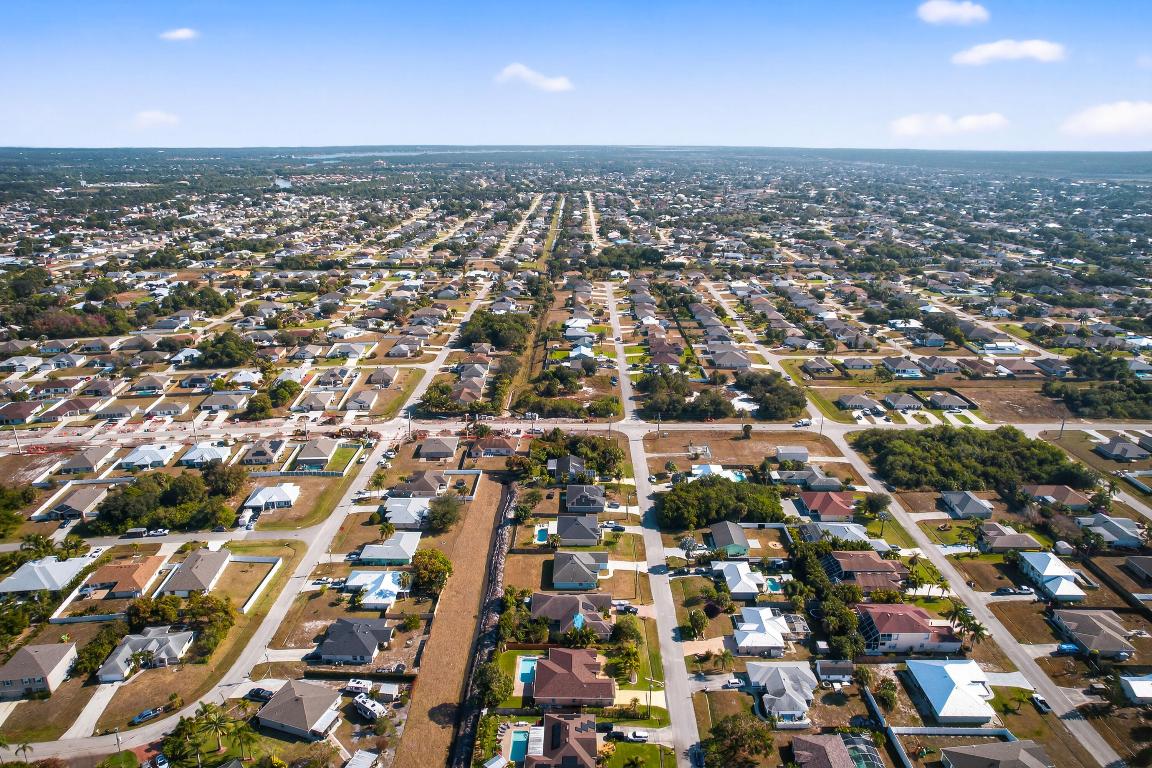 PORT ST LUCIE SECTION 21 - Residential