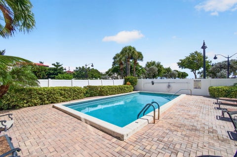 Tiny photo for 180 SE 20th Avenue #403, Deerfield Beach, FL 33441 (MLS # B26081824)