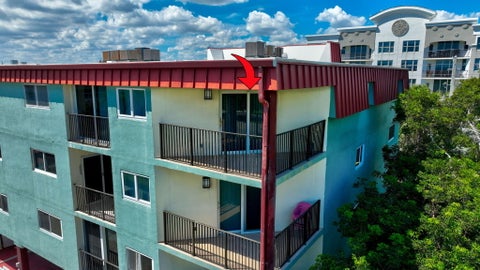 Tiny photo for 180 SE 20th Avenue #403, Deerfield Beach, FL 33441 (MLS # B26081824)