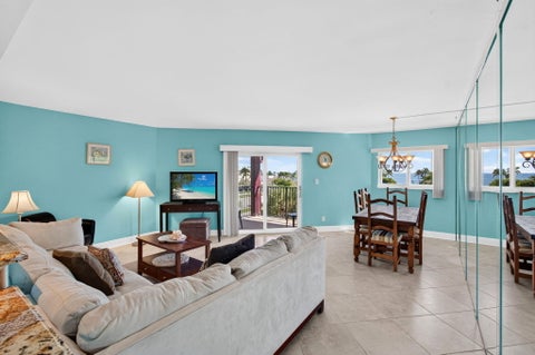 Tiny photo for 180 SE 20th Avenue #403, Deerfield Beach, FL 33441 (MLS # B26081824)