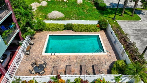 Tiny photo for 180 SE 20th Avenue #403, Deerfield Beach, FL 33441 (MLS # B26081824)