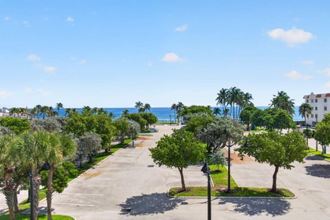 Tiny photo for 180 SE 20th Avenue #403, Deerfield Beach, FL 33441 (MLS # B26081824)