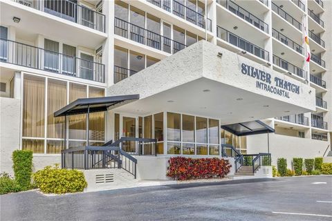 Condominium in Pompano Beach FL 521 Riverside Dr Dr 6.jpg