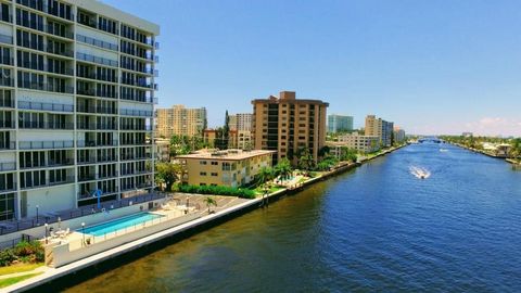 Condominium in Pompano Beach FL 521 Riverside Dr Dr 1.jpg