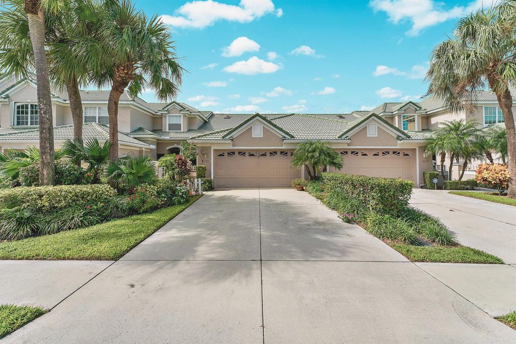 Photo of 1630 SW Harbour Isles Circle #87, Port Saint Lucie, FL 34986 (MLS # R10929270)