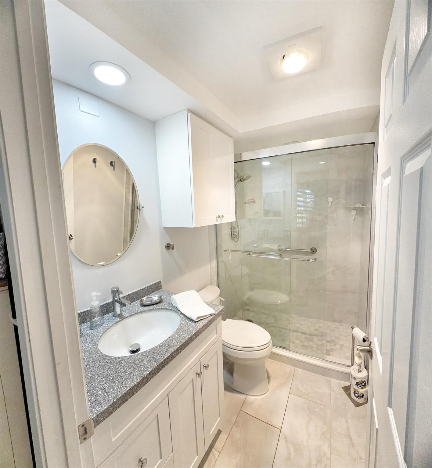 FAIRWINDS COVE CONDO - Residential Lease