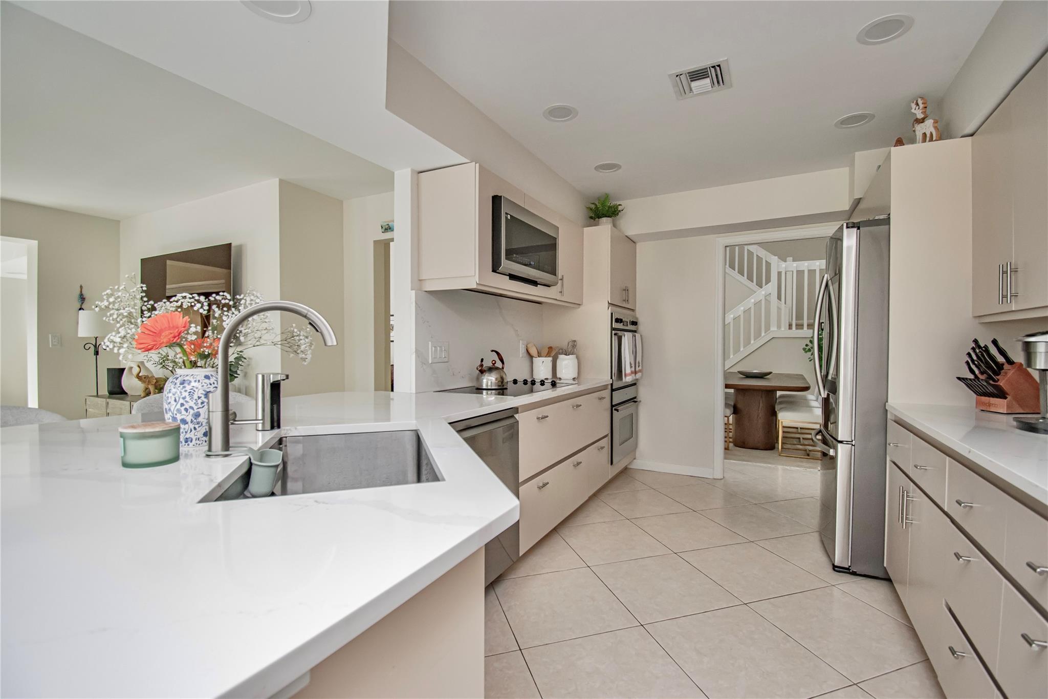 Town Place Club Villas - Residential