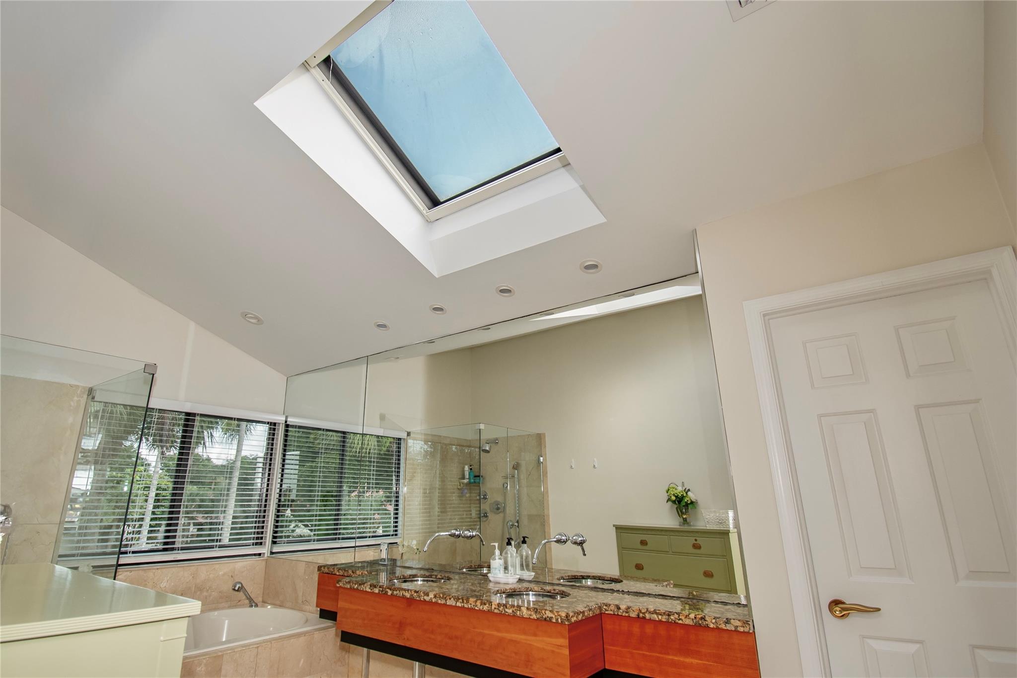 Town Place Club Villas - Residential