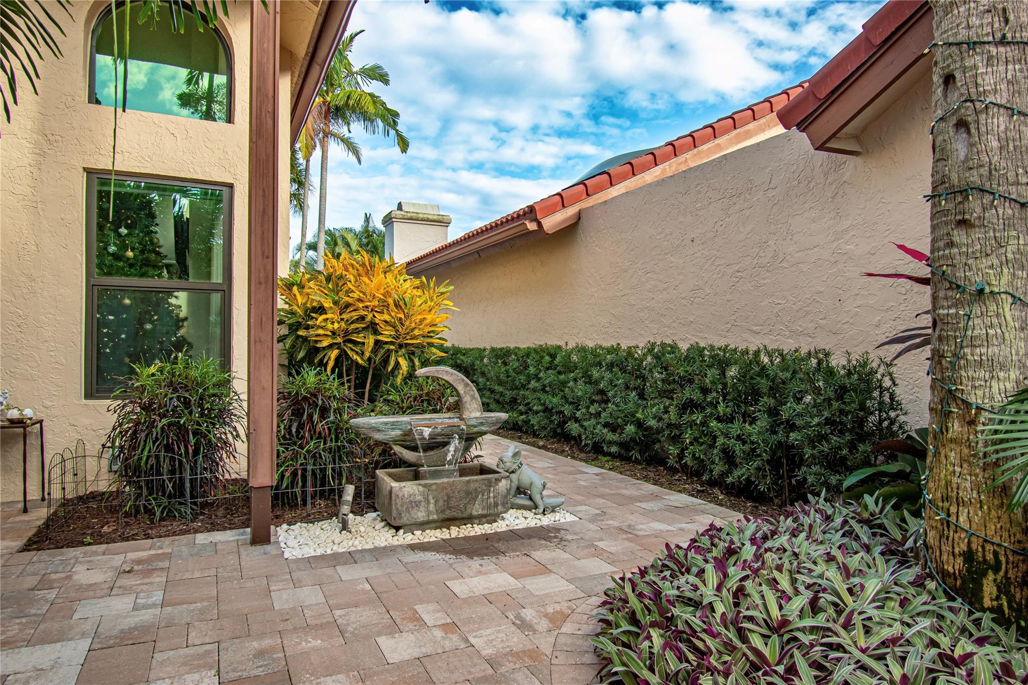 Town Place Club Villas - Residential