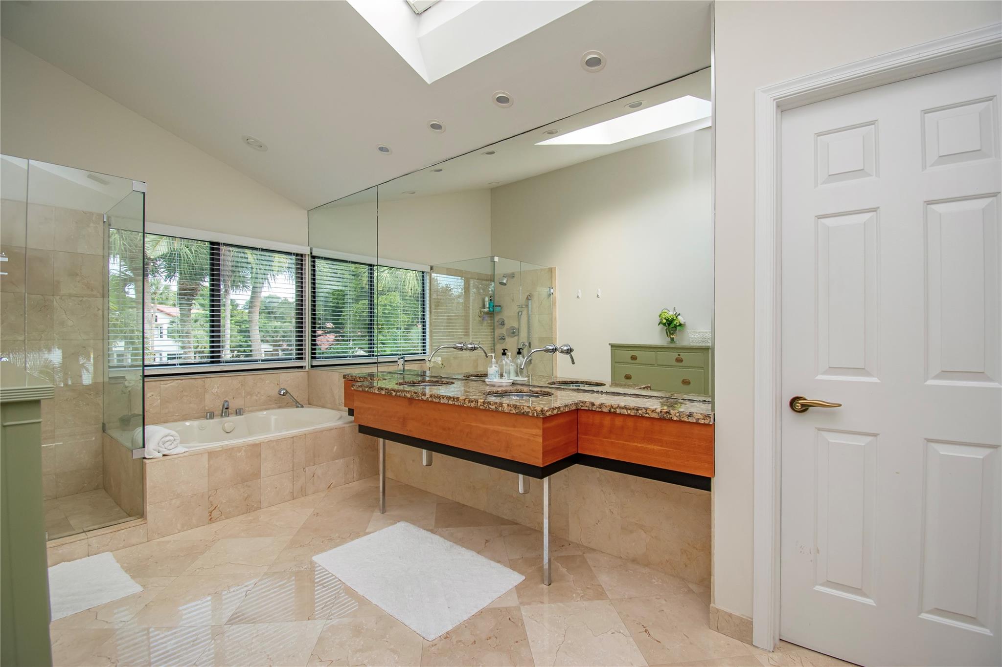 Town Place Club Villas - Residential