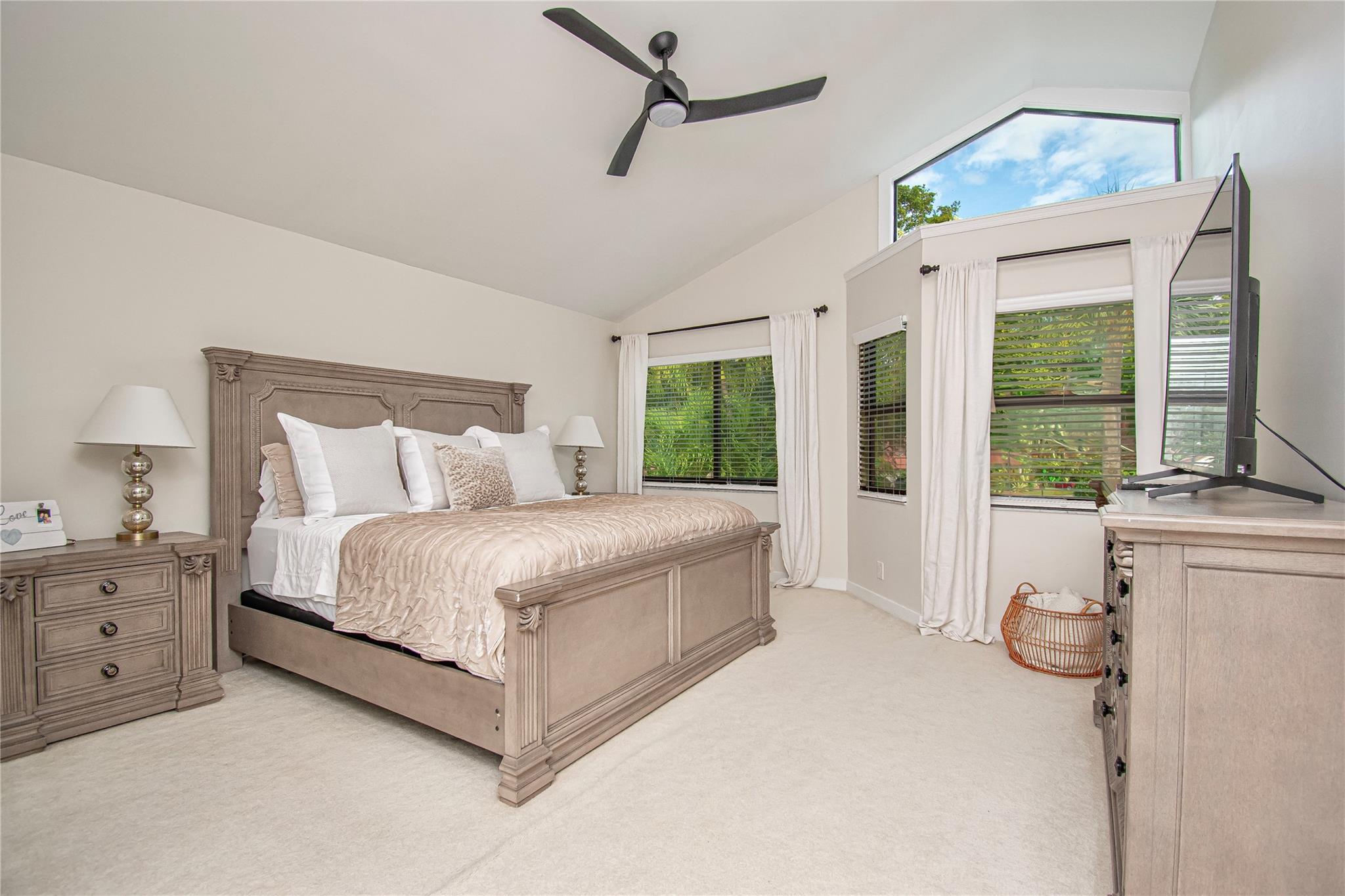 Town Place Club Villas - Residential