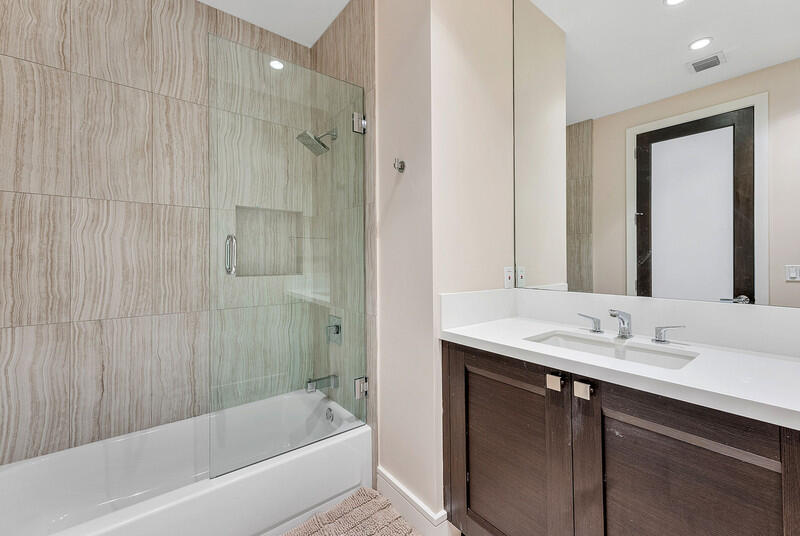 Delaire Country Club - Residential