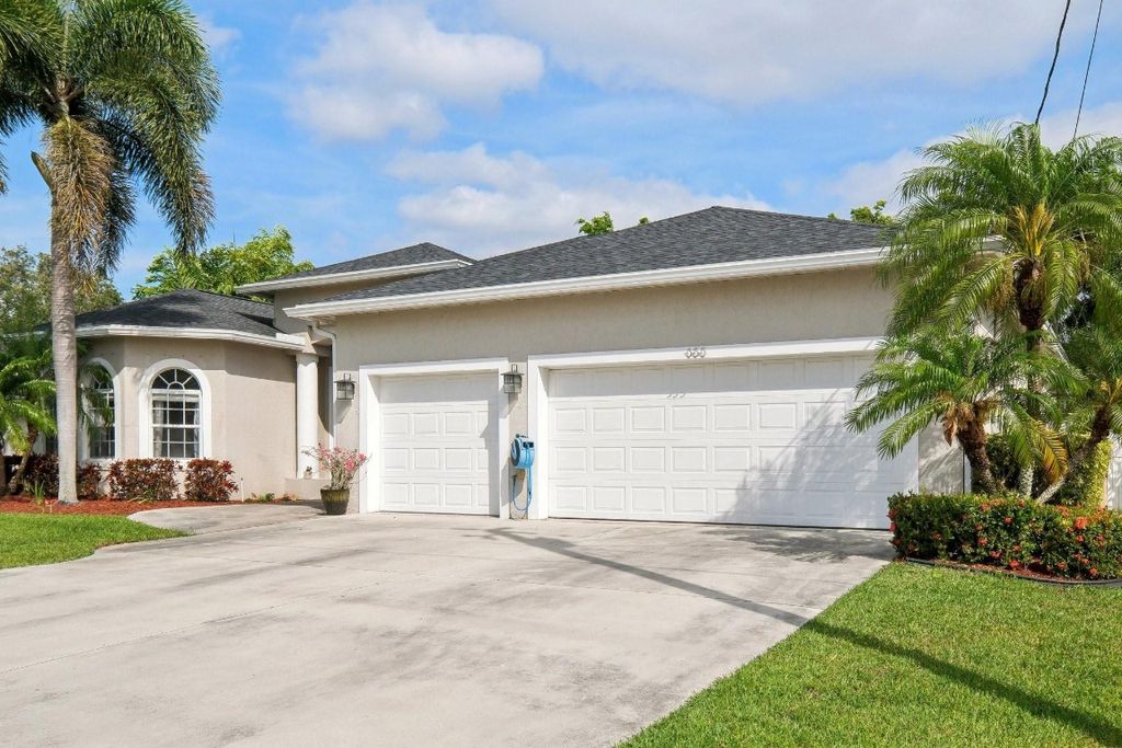 Photo of 355 SW De Gouvea Terrace, Port Saint Lucie, FL 34984 (MLS # F10502214)