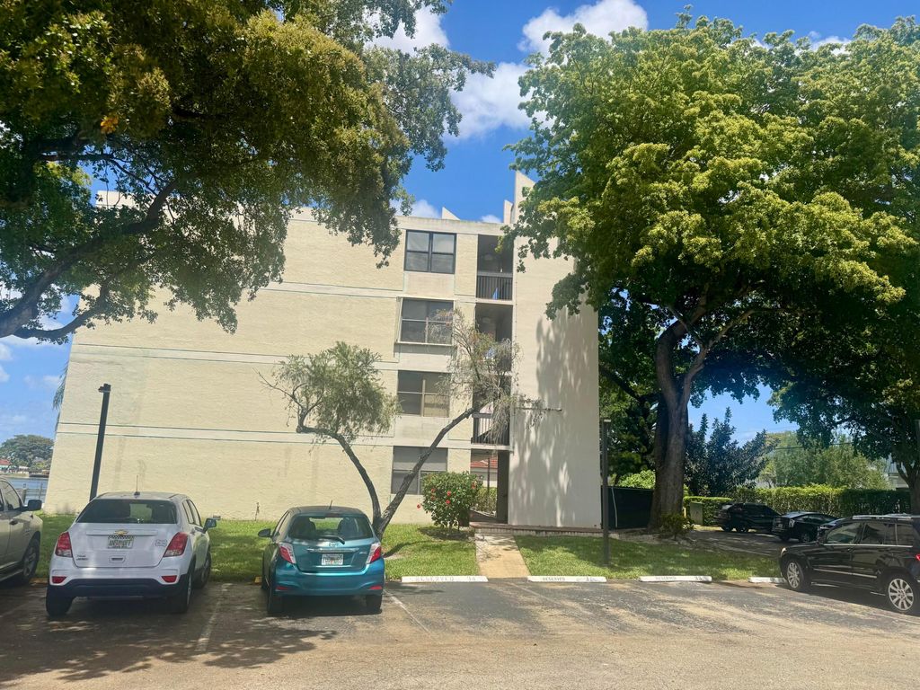 Photo of 110 Lake Emerald Drive #404, Oakland Park, FL 33309 (MLS # B26014025)