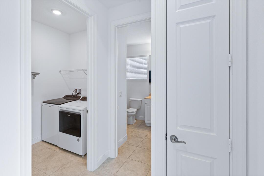 BELLA VISTA ISLES - Residential Lease