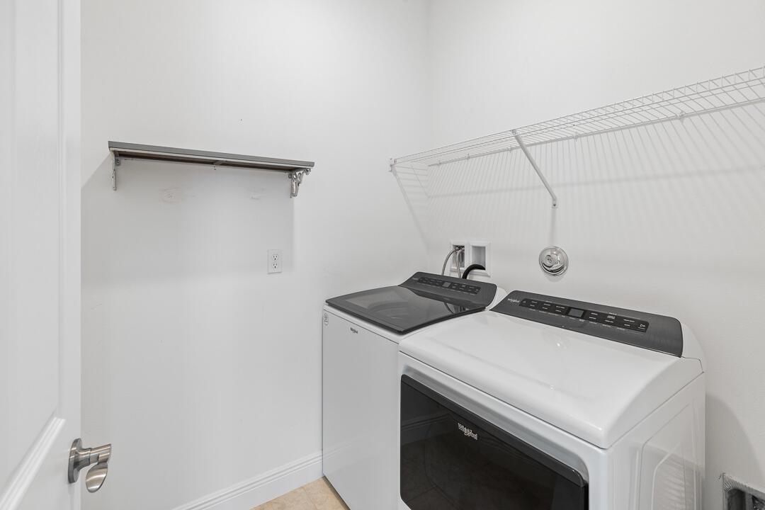 BELLA VISTA ISLES - Residential Lease