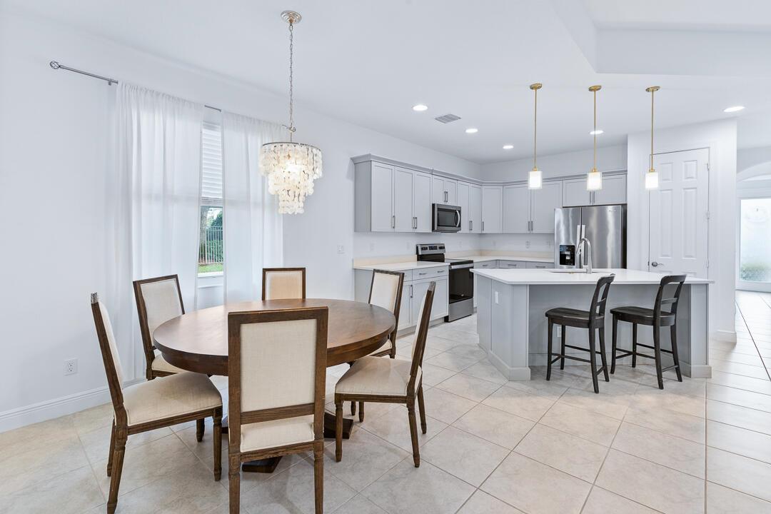 BELLA VISTA ISLES - Residential Lease