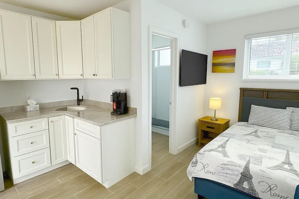 2250 SE 5th Street 6