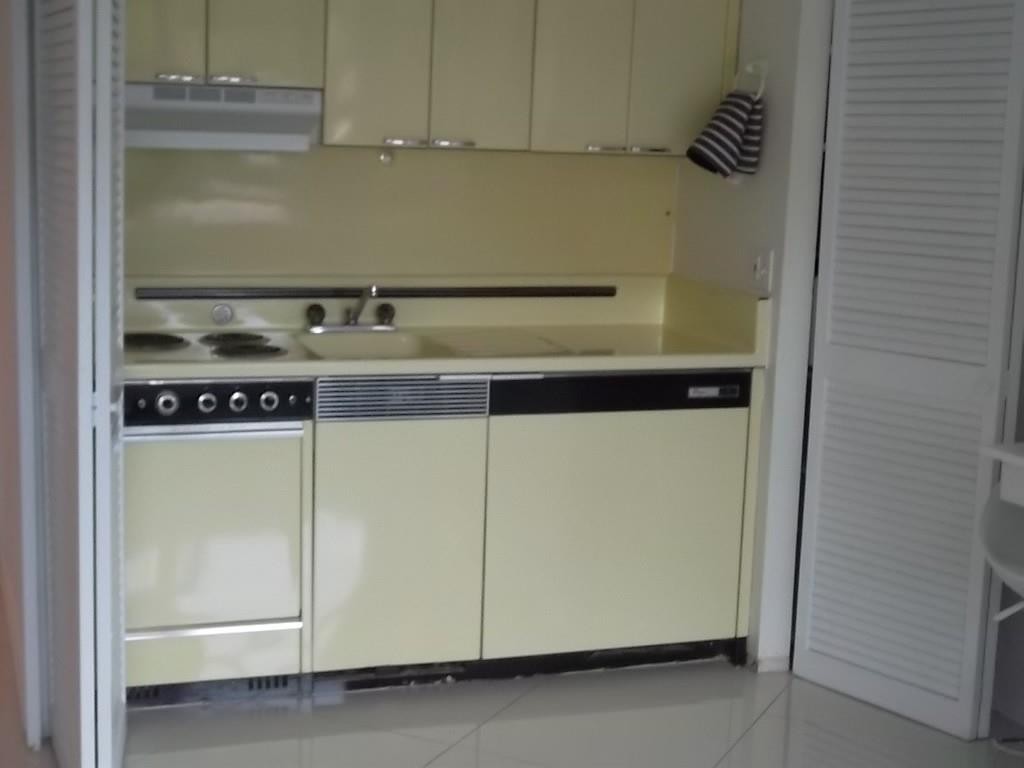 PARLIAMENT HOUSE - Residential