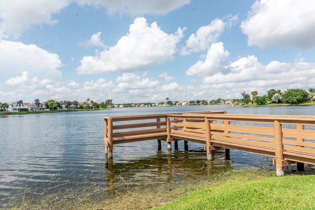 LAKE CHARLESTON - Residential Lease