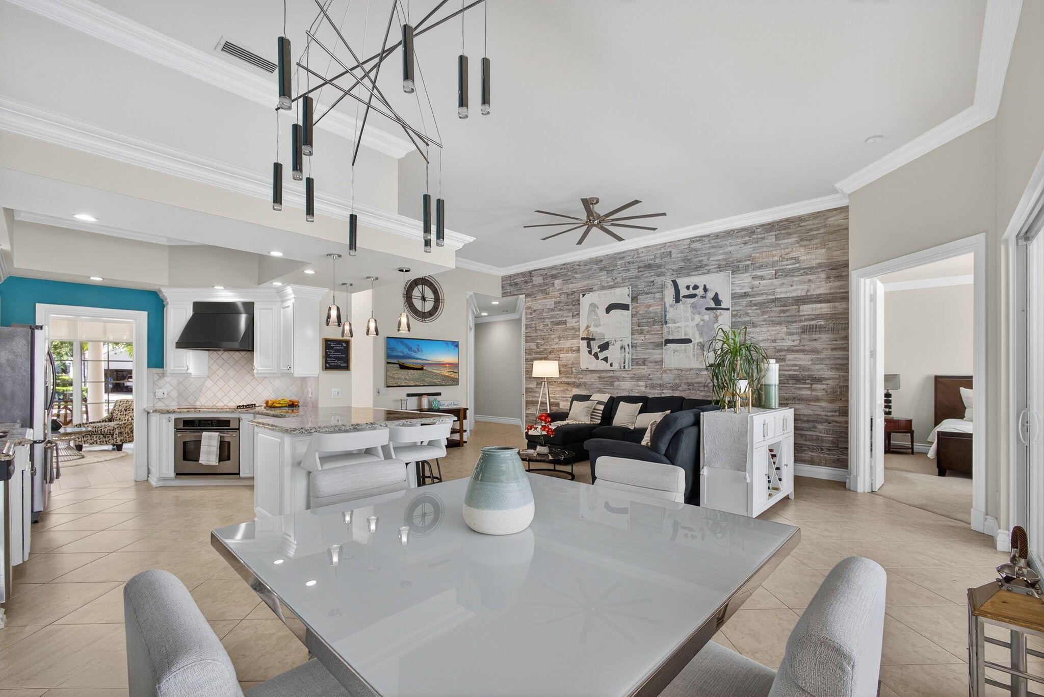 CARLETON OAKS - Residential