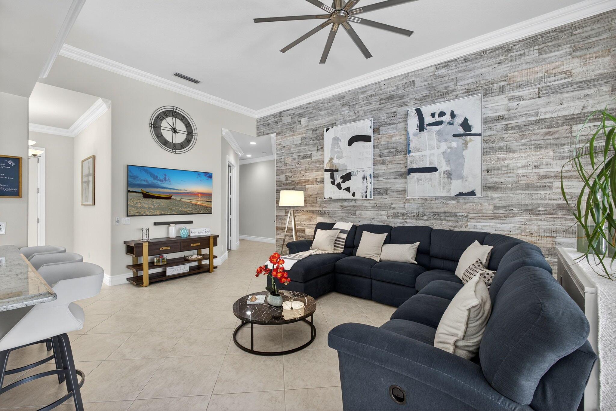 CARLETON OAKS - Residential