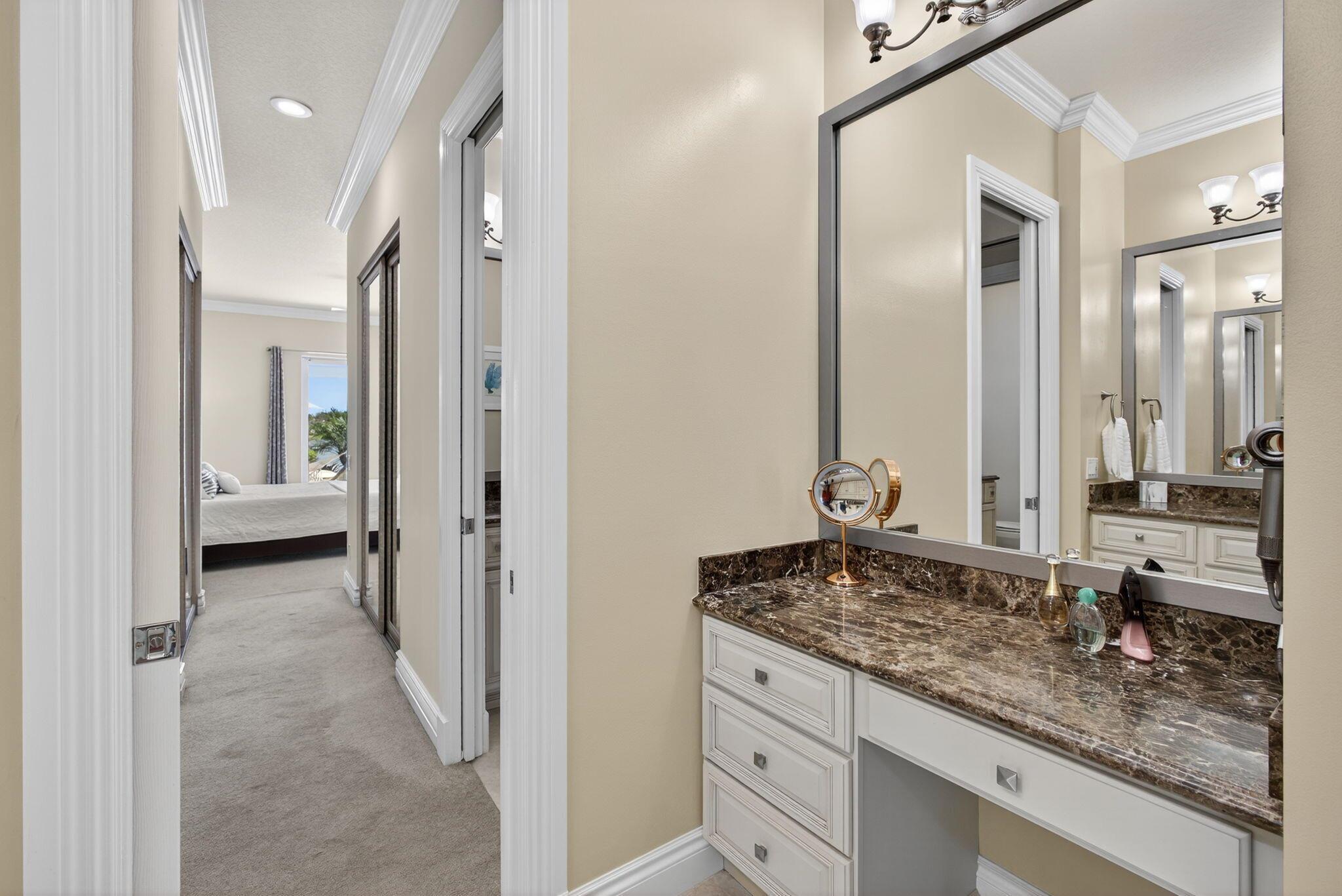 CARLETON OAKS - Residential