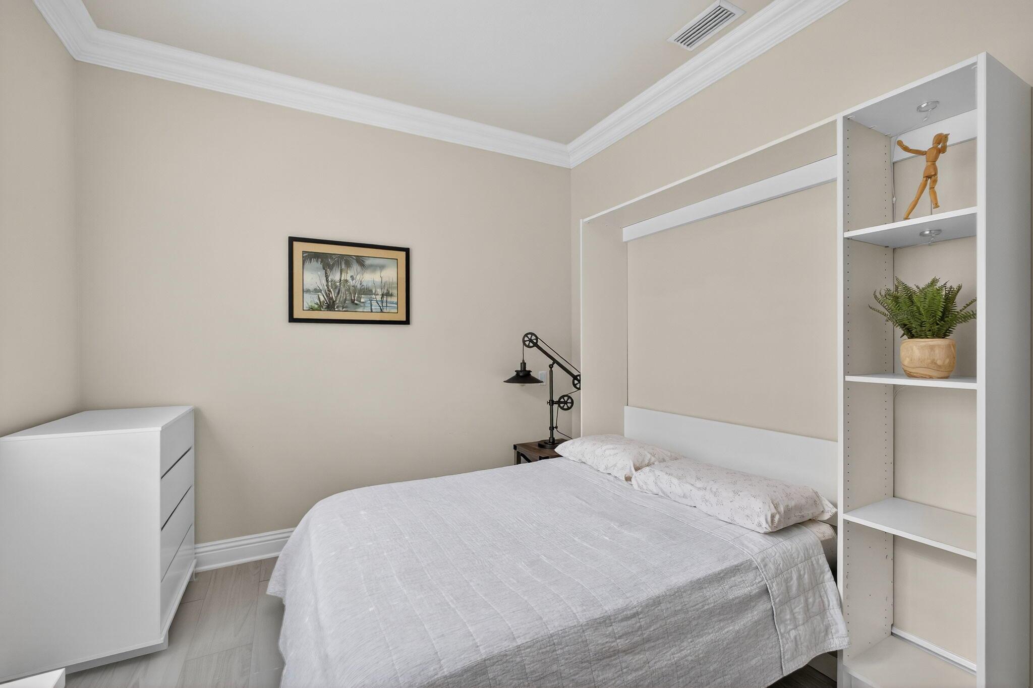 CARLETON OAKS - Residential