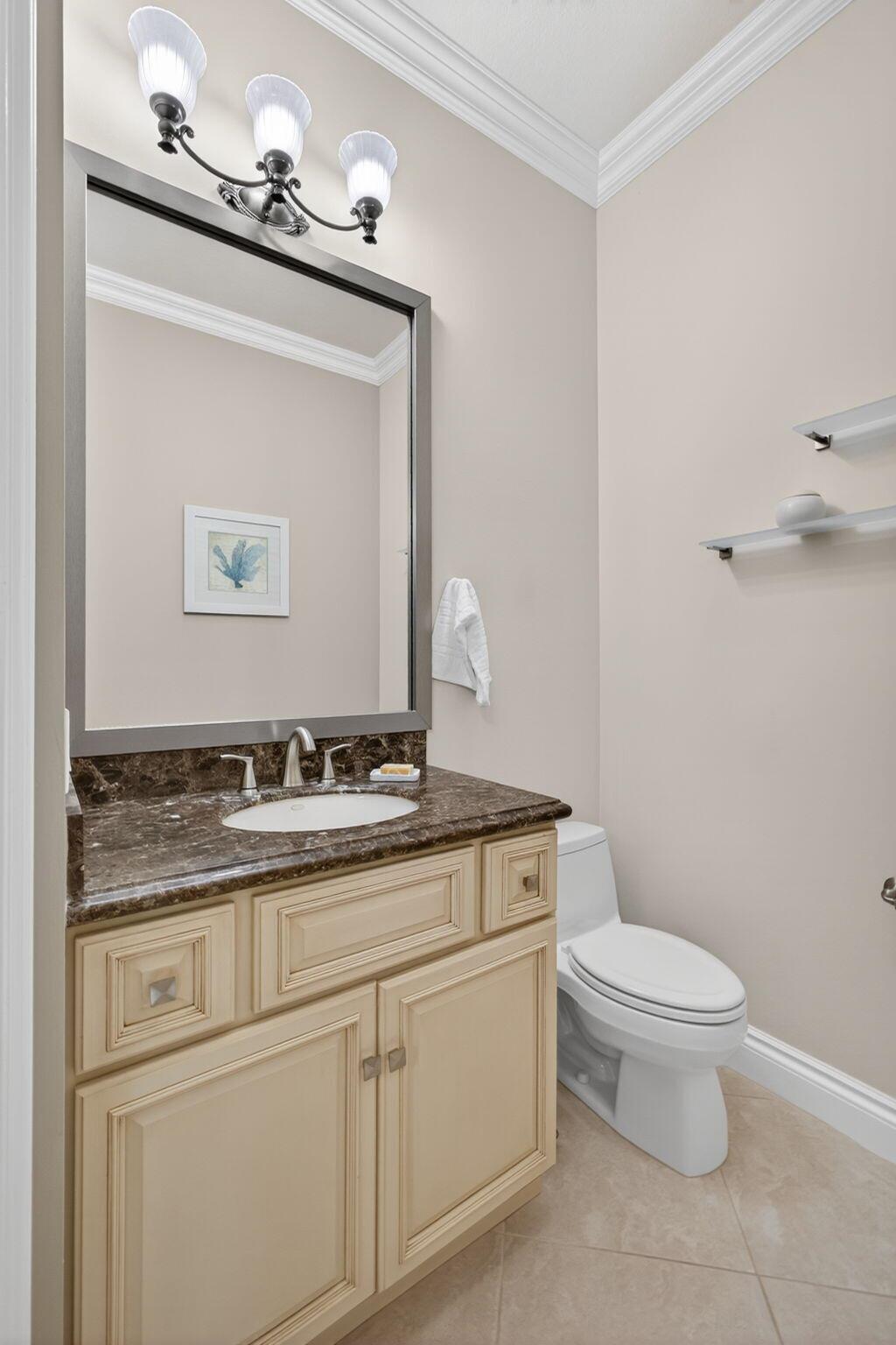 CARLETON OAKS - Residential