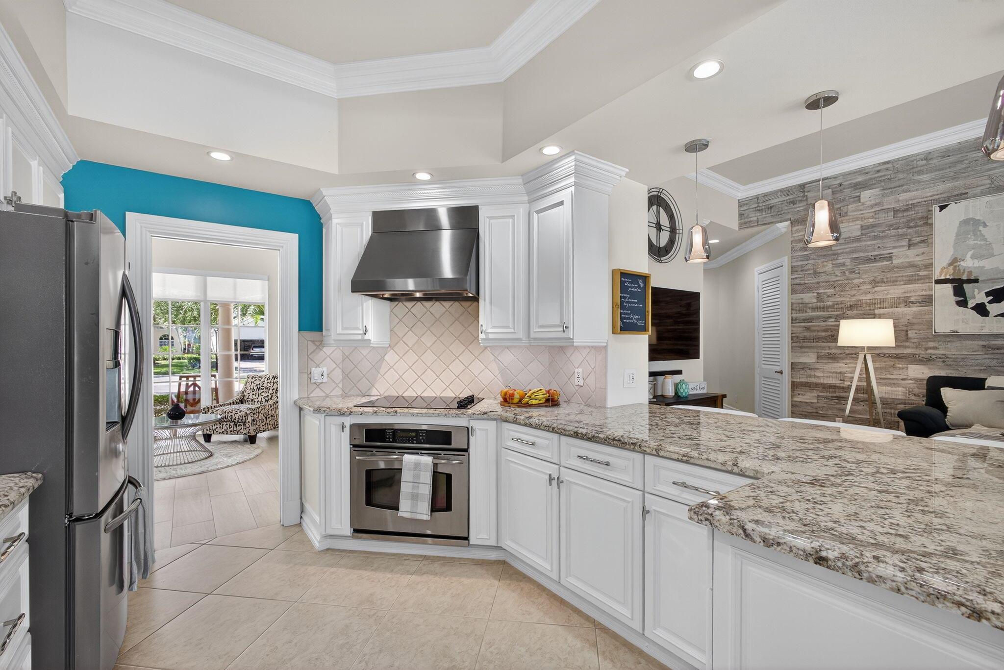 CARLETON OAKS - Residential