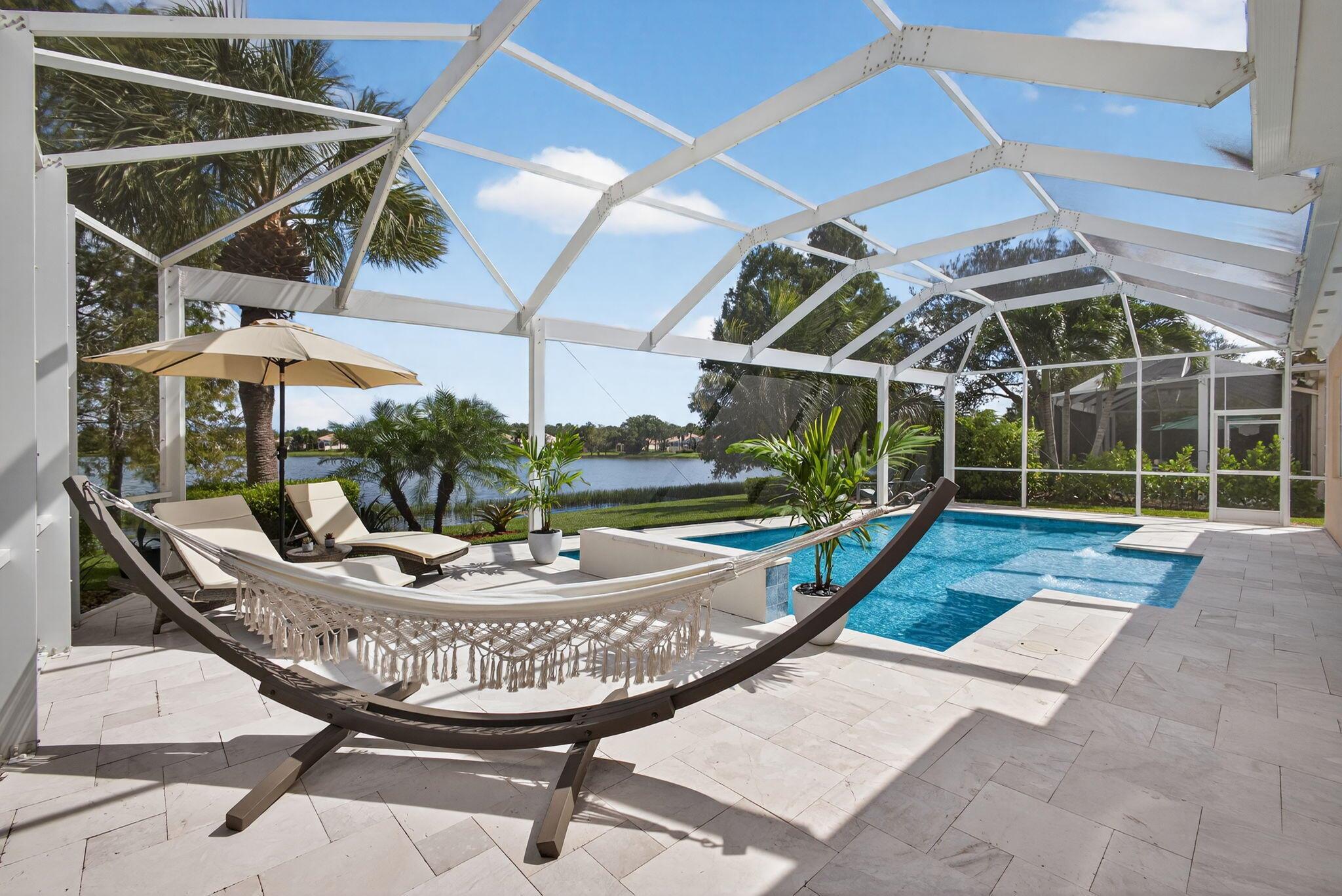 CARLETON OAKS - Residential