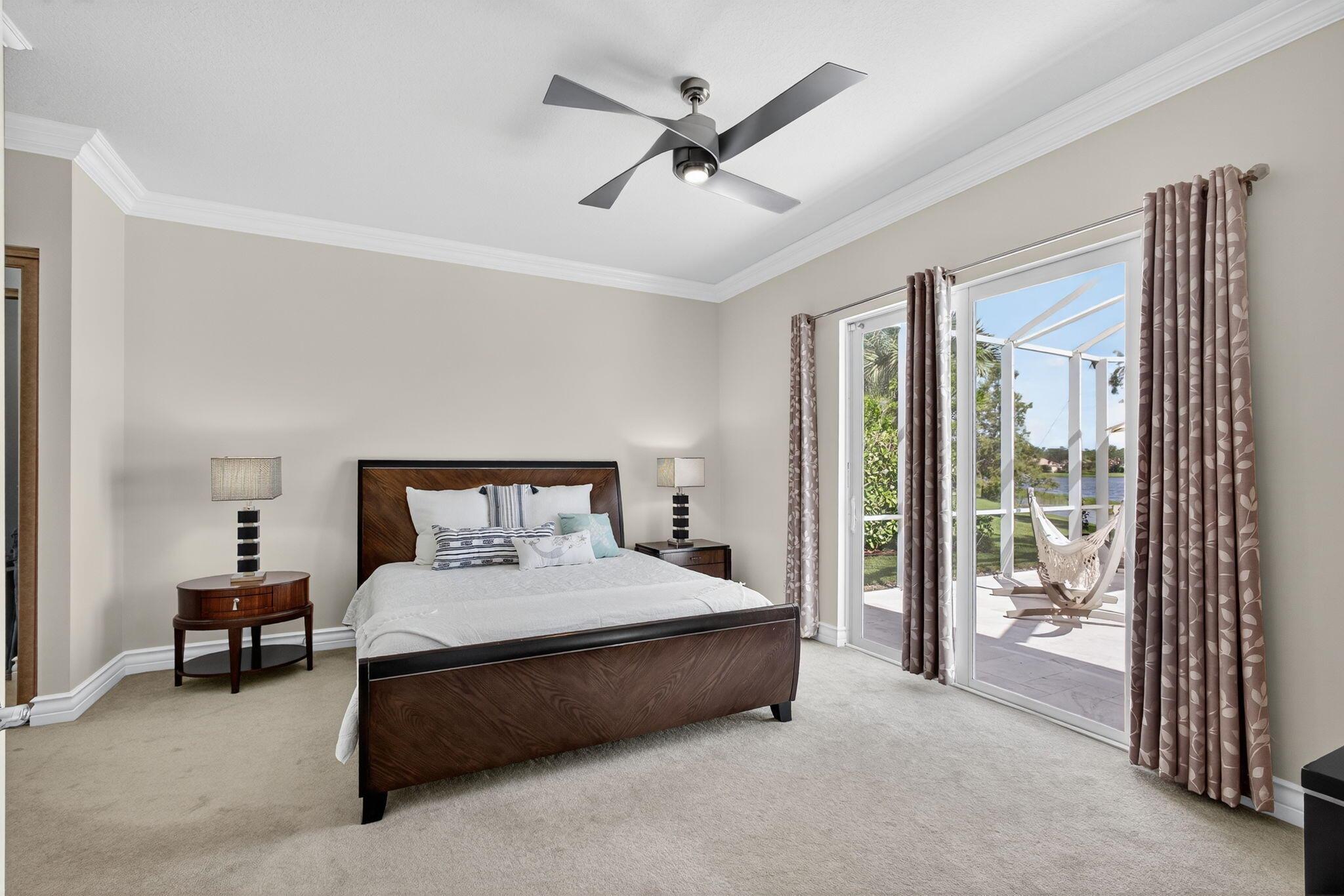 CARLETON OAKS - Residential