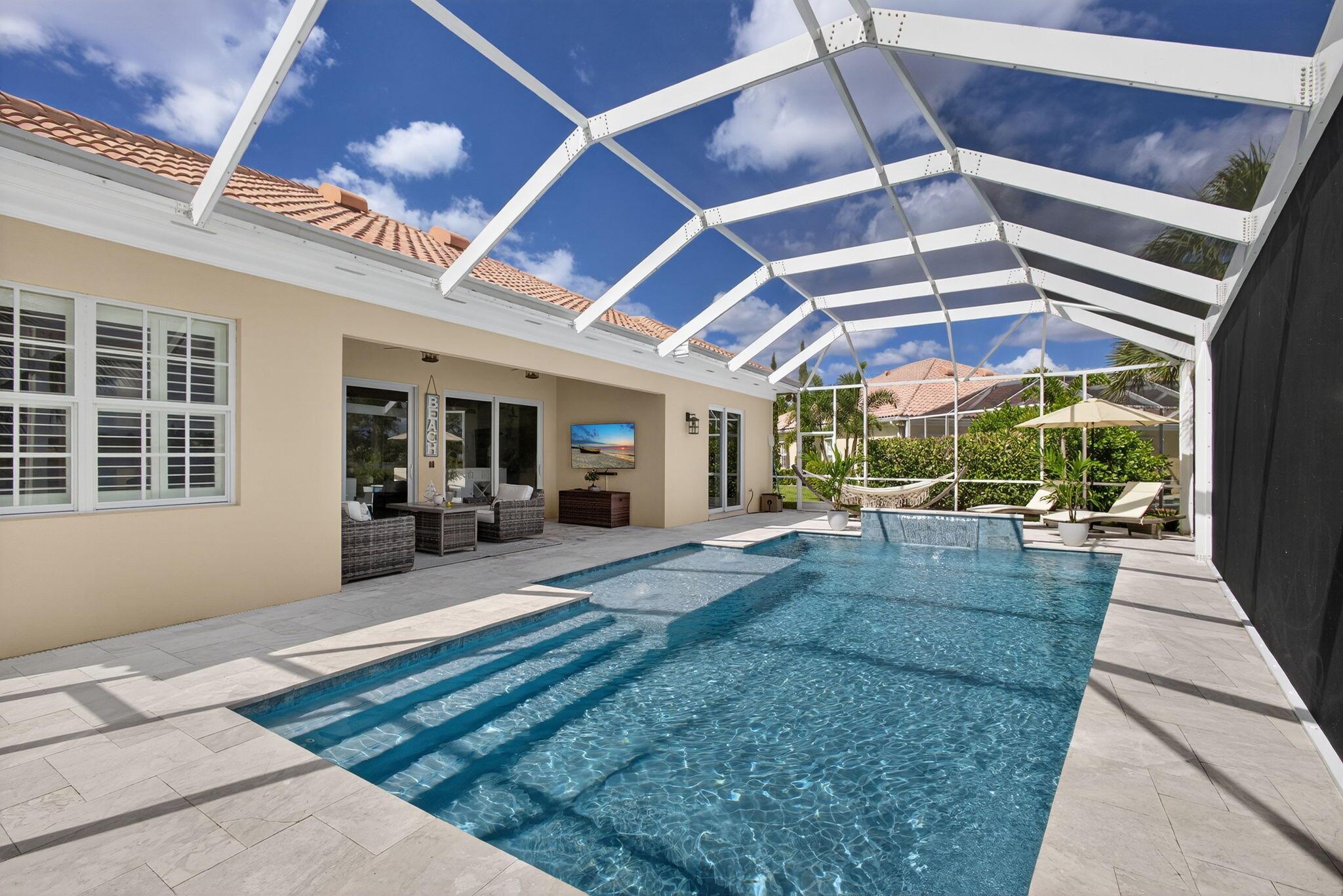 CARLETON OAKS - Residential