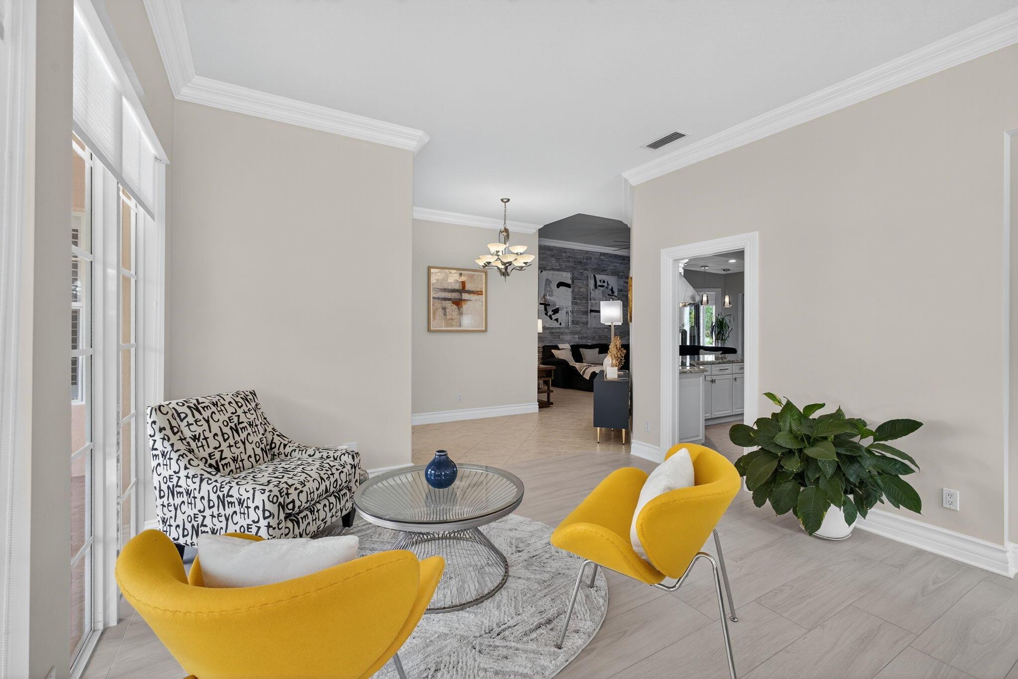 CARLETON OAKS - Residential