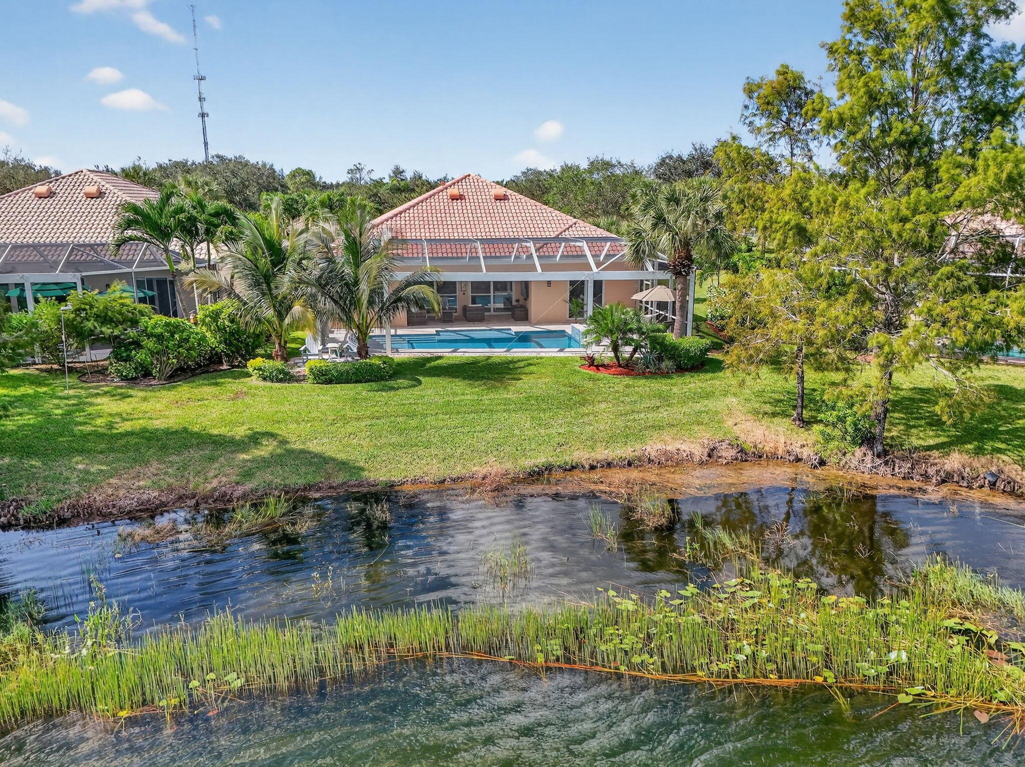 CARLETON OAKS - Residential