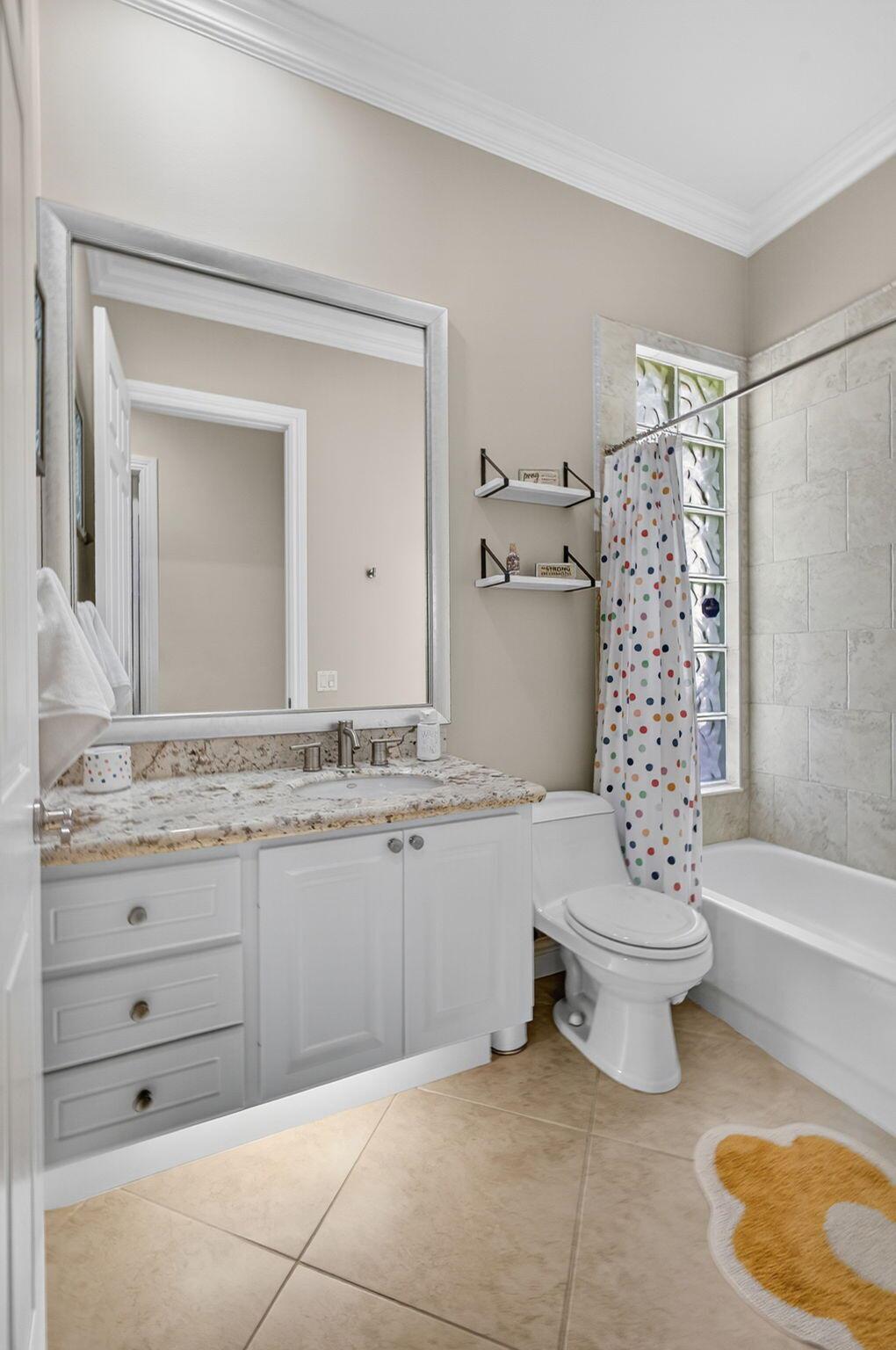 CARLETON OAKS - Residential