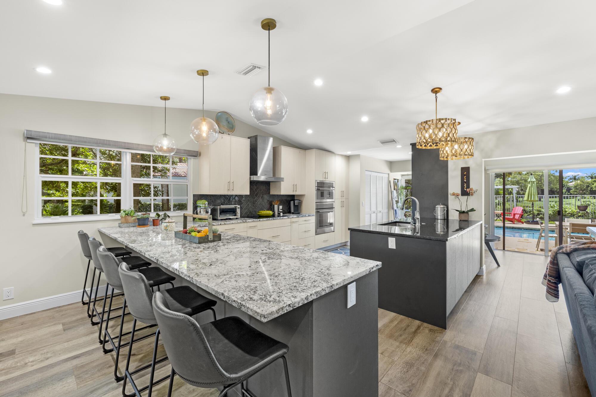 2417 Vista Del Prado Drive