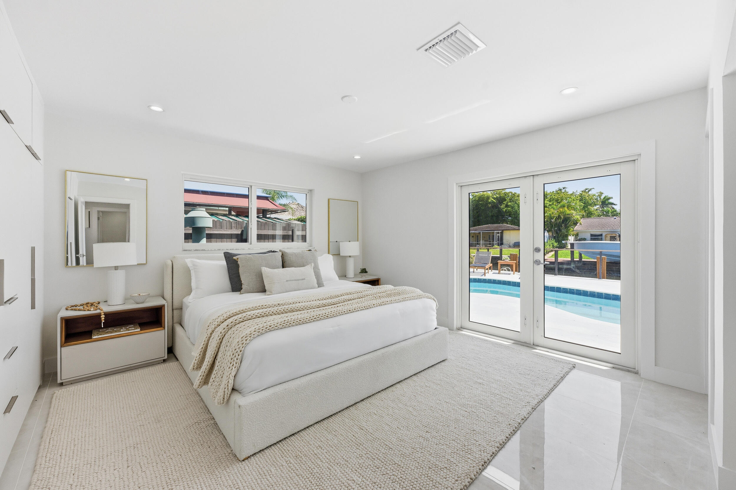 POMPANO ISLES SEC - Residential