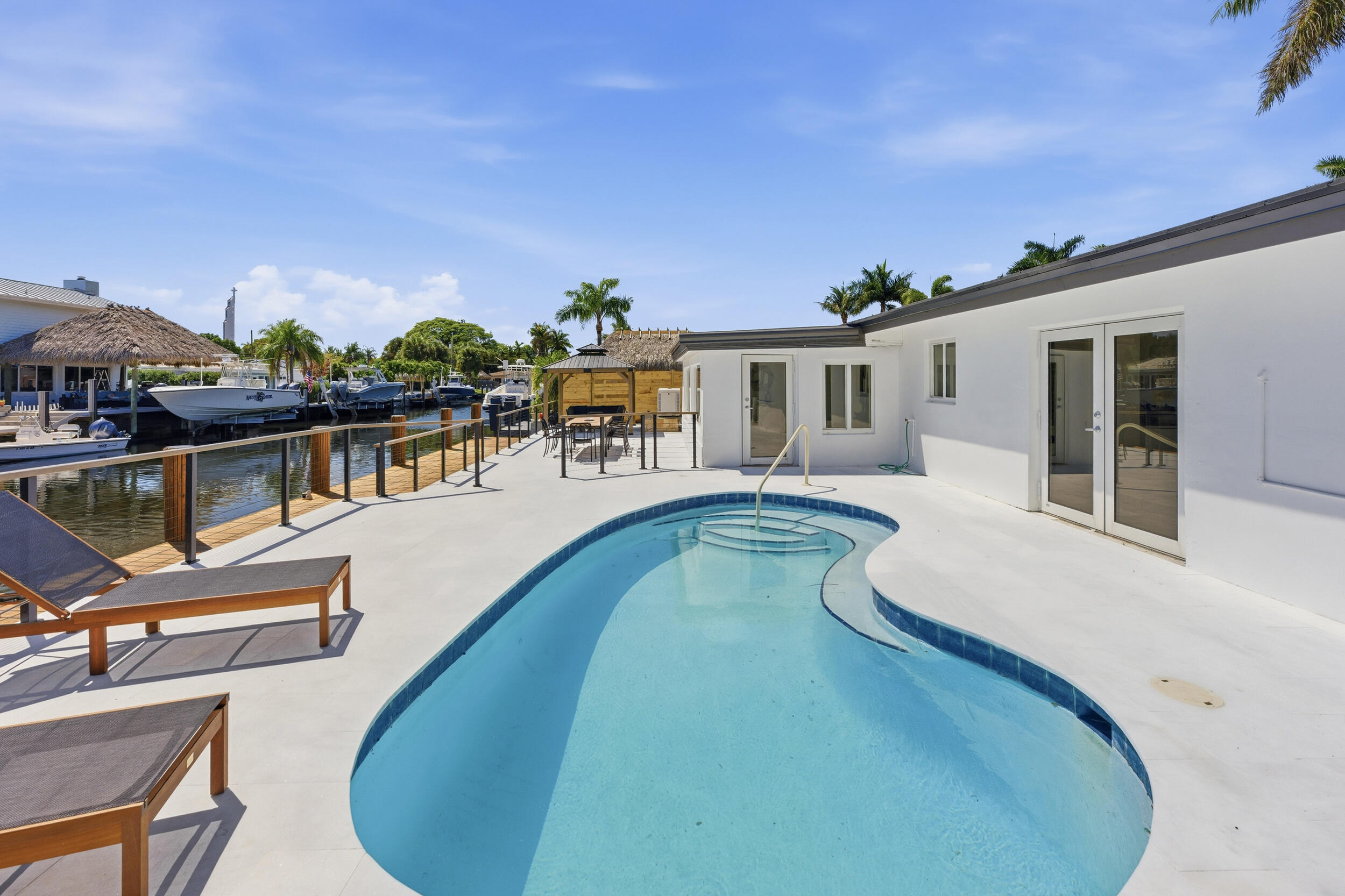 POMPANO ISLES SEC - Residential