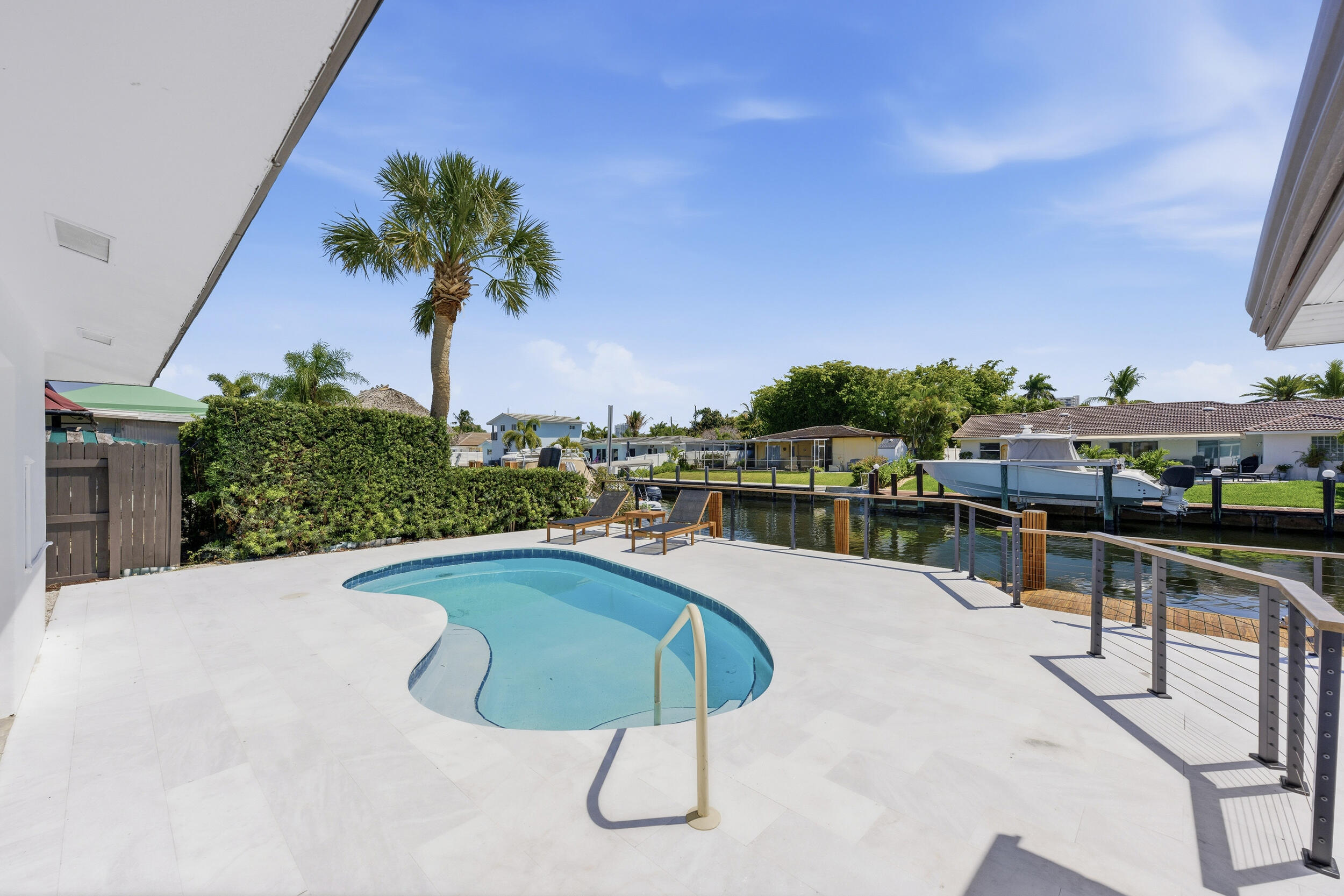 POMPANO ISLES SEC - Residential