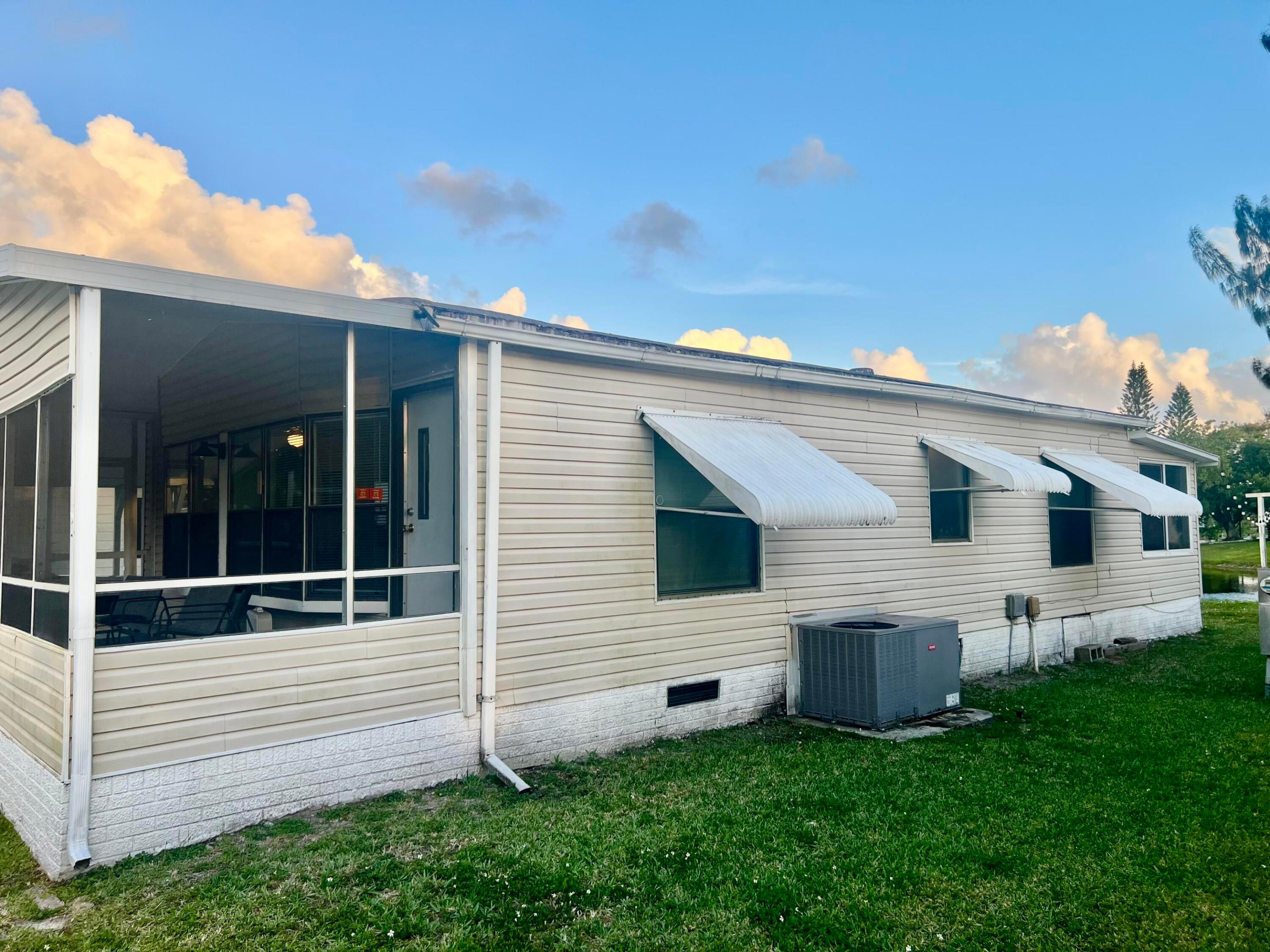 TALLOWWOOD ISLE - Residential