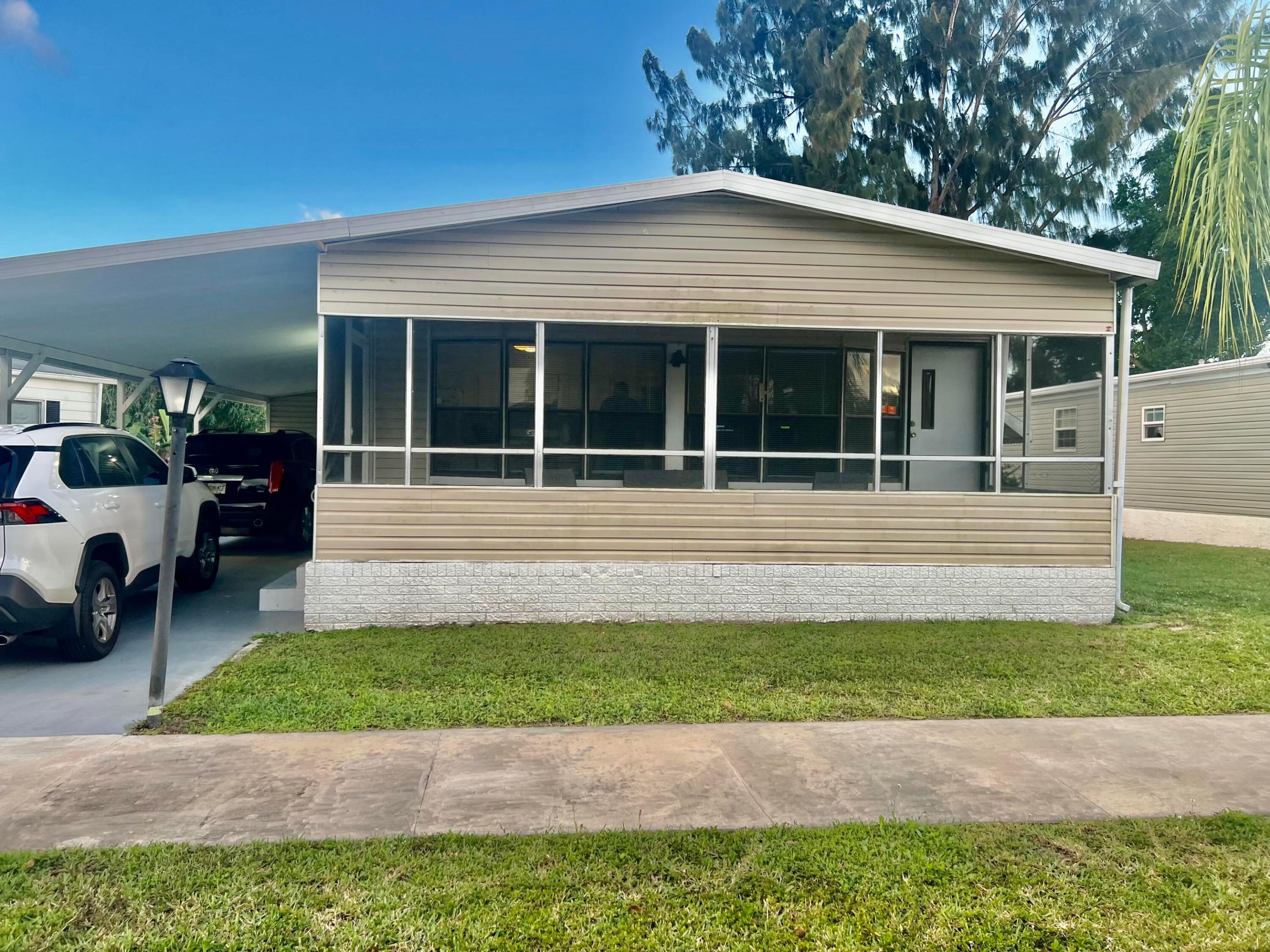 TALLOWWOOD ISLE - Residential