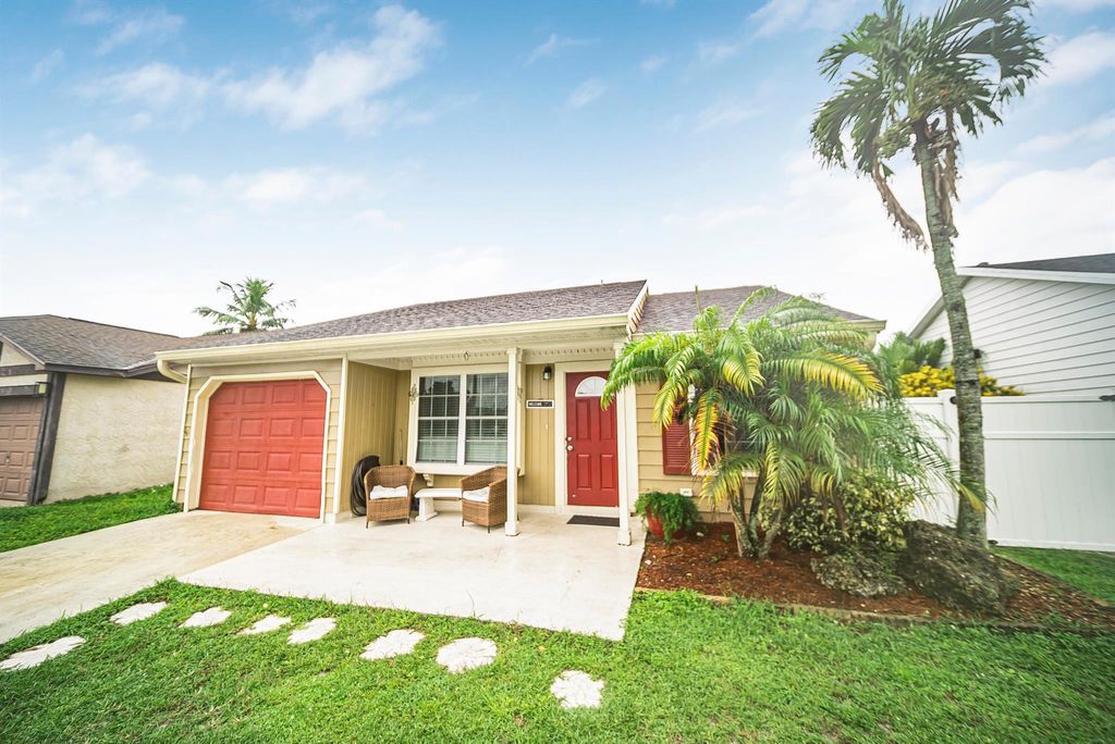Photo of 22943 Sandalfoot Boulevard, Boca Raton, FL 33428 (MLS # R11116596)