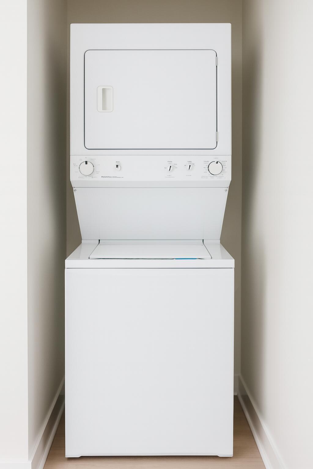 VILLAGE AT ABACOA CONDO - Residential Lease