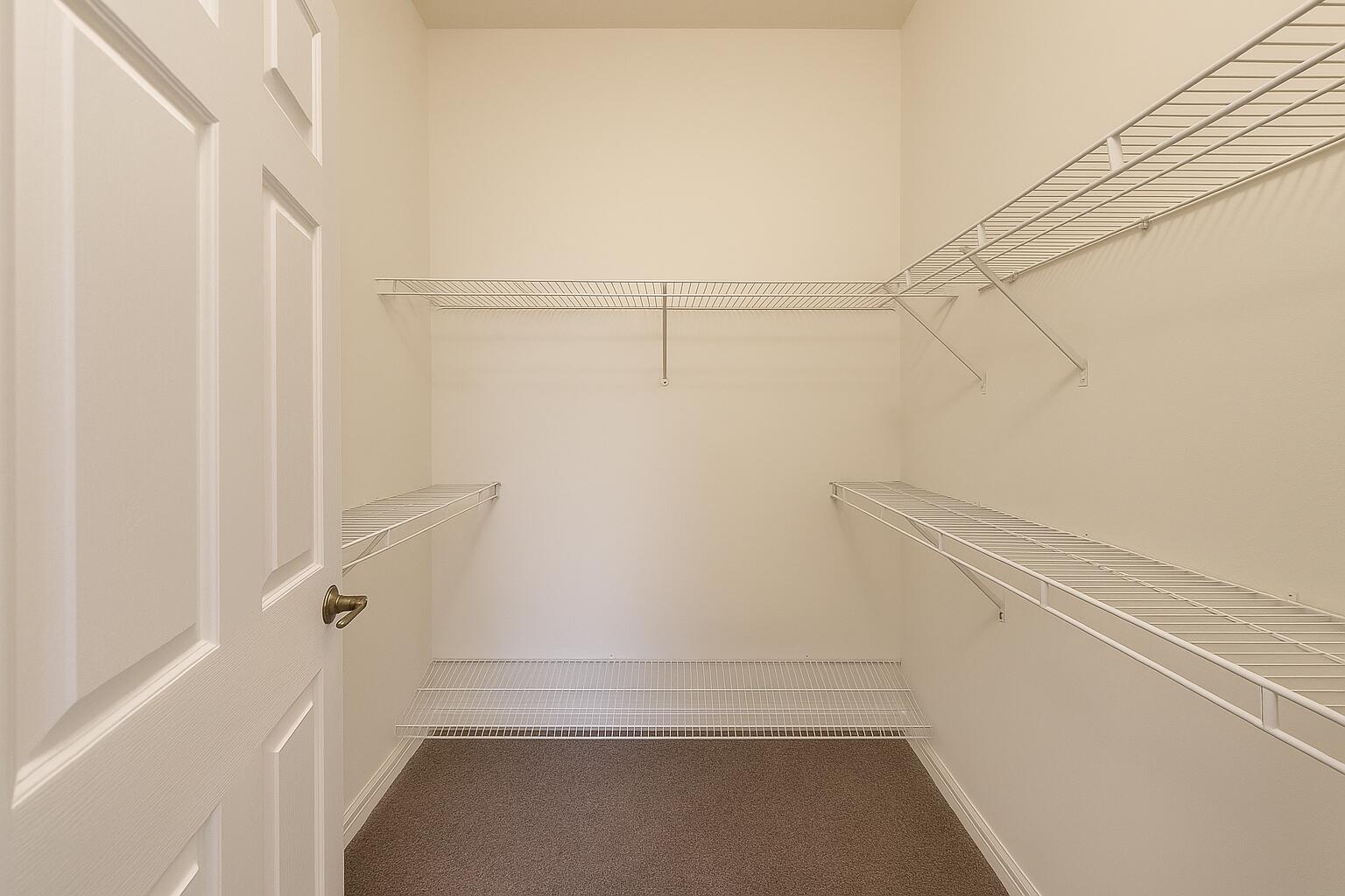 VILLAGE AT ABACOA CONDO - Residential Lease