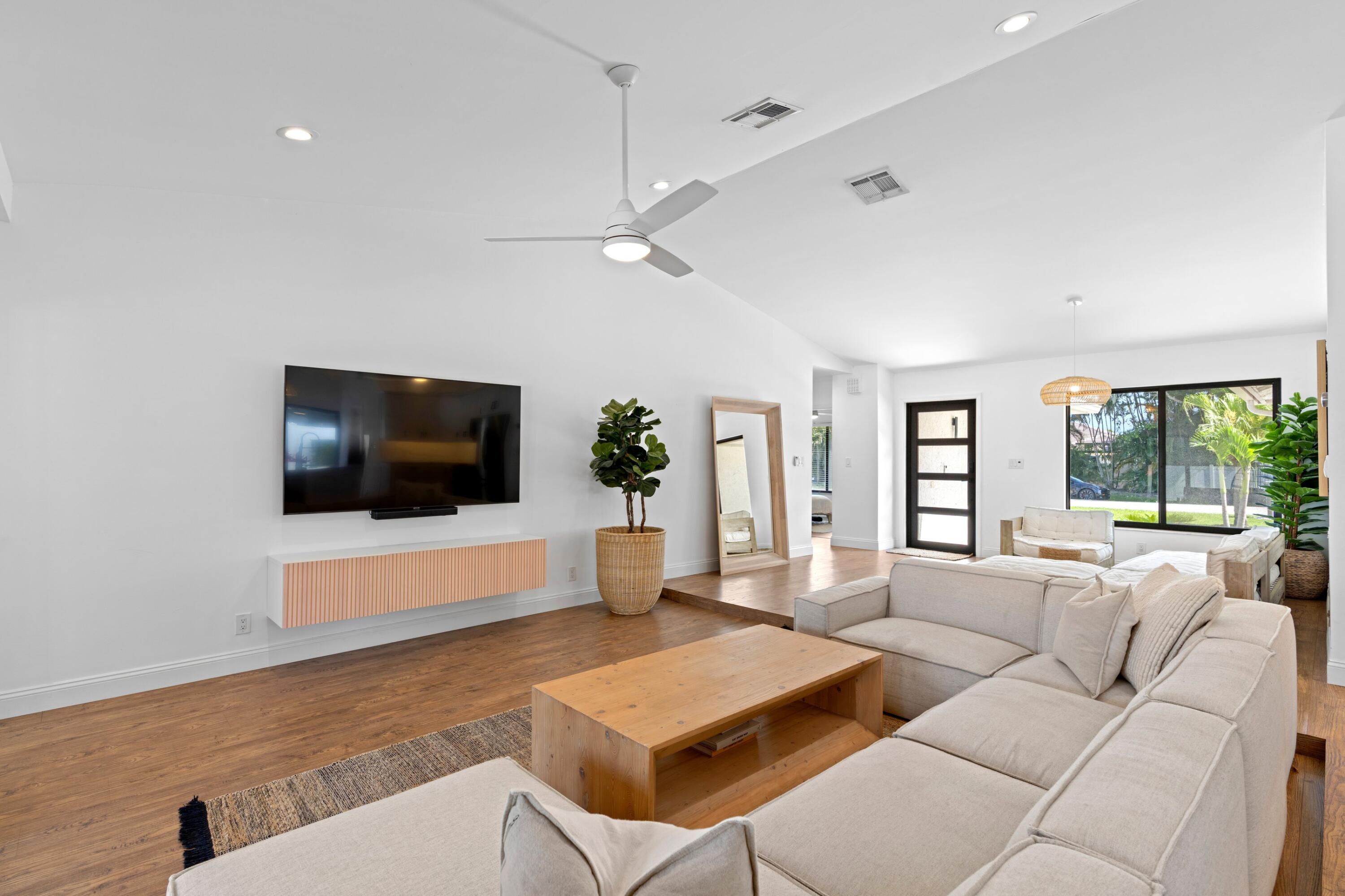 HIDDEN VALLEY SEC 4 - Residential