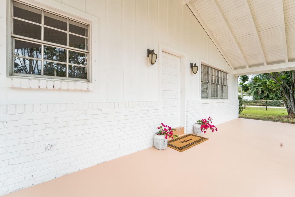 Photo of 11419 N 165th Road N, Jupiter, FL 33478 (MLS # R11067214)
