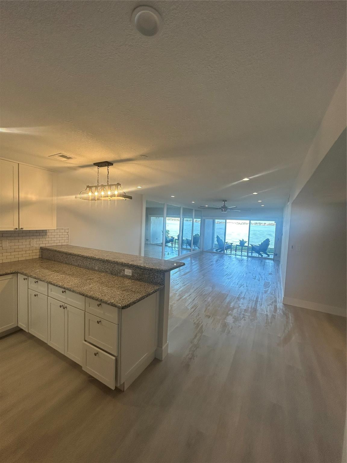 PIERPOINT YACHT CLUB COND - Residential