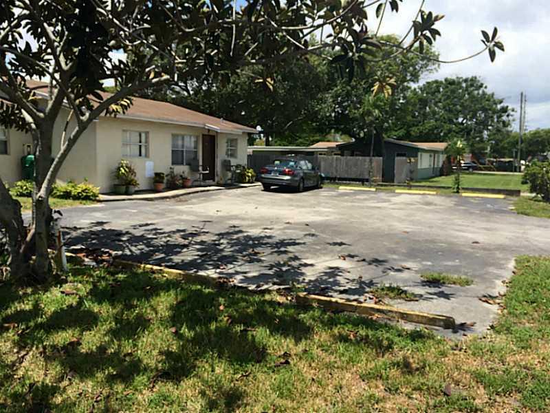 DAVIE FIRST ADD 6-39 B 15 - Residential Income