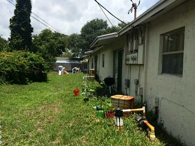 DAVIE FIRST ADD 6-39 B 15 - Residential Income